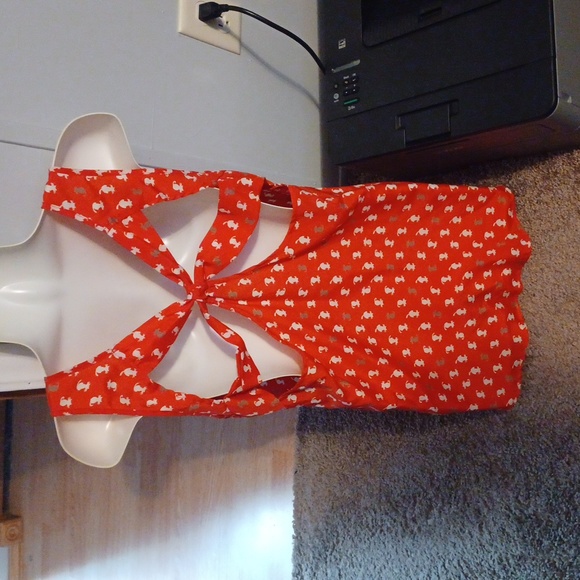 Cute tie back cat tank - Picture 3 of 5